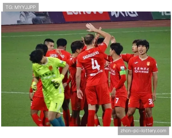 重庆铜梁龙14分紧随其后，升班马成最大黑马保持不败